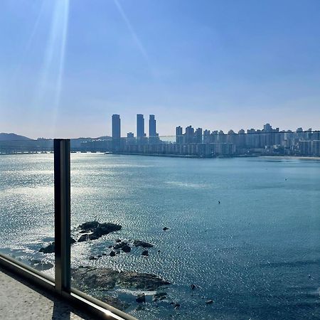 H Avenue Gwanganri Beach Пусан Екстер'єр фото